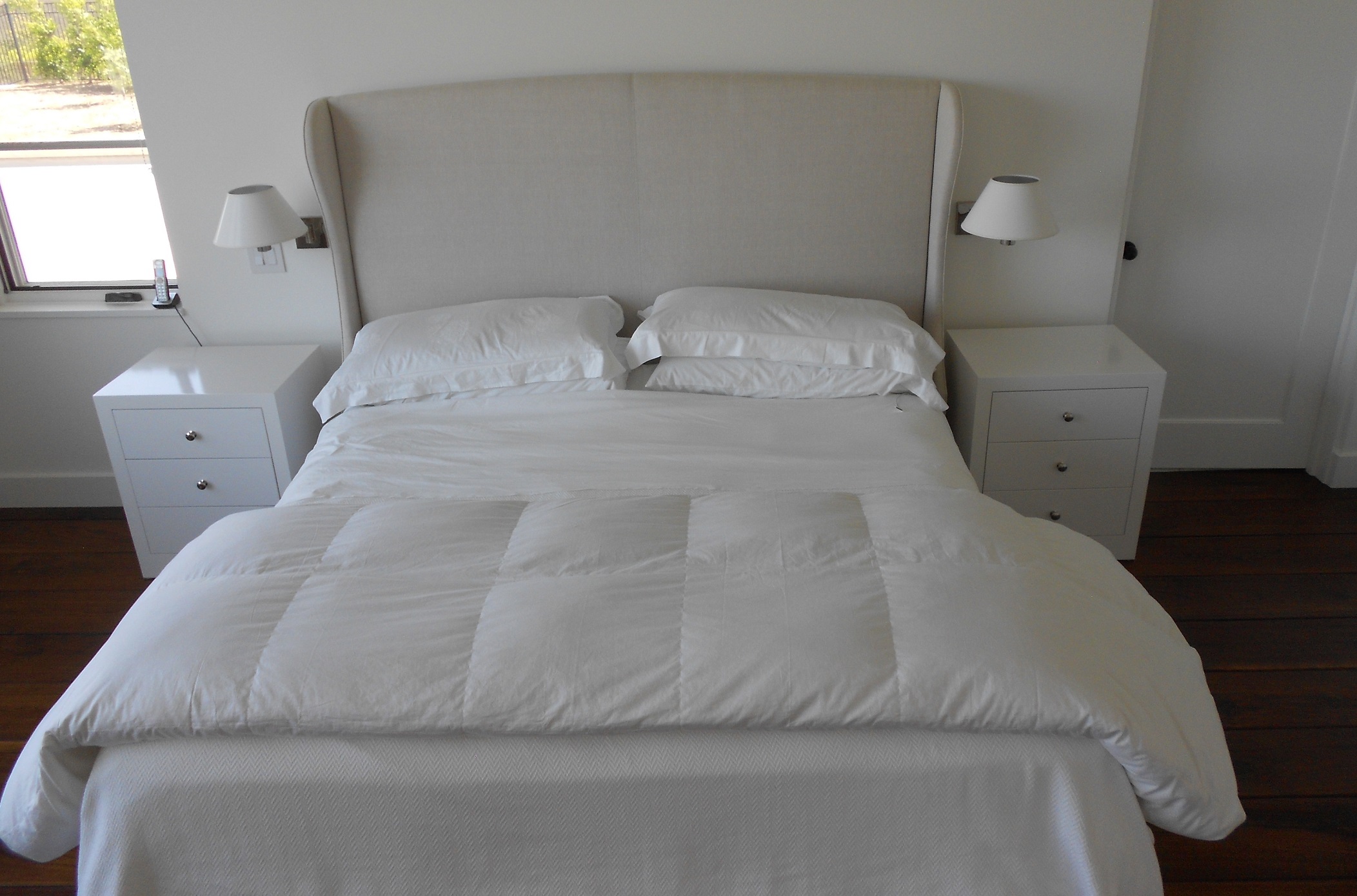 White Night Stands