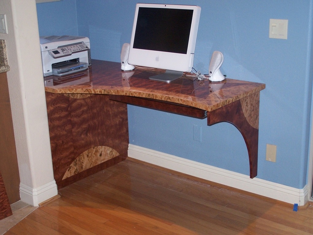 Built-in Desk Nook